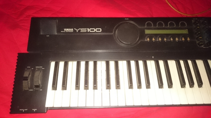 Yamaha YS-100 синтезатор, photo number 3