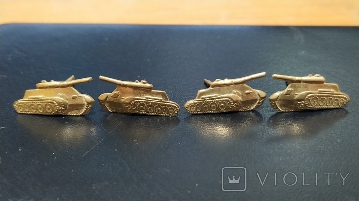 Emblems of tank troops. Magnetic metal (A2), photo number 2