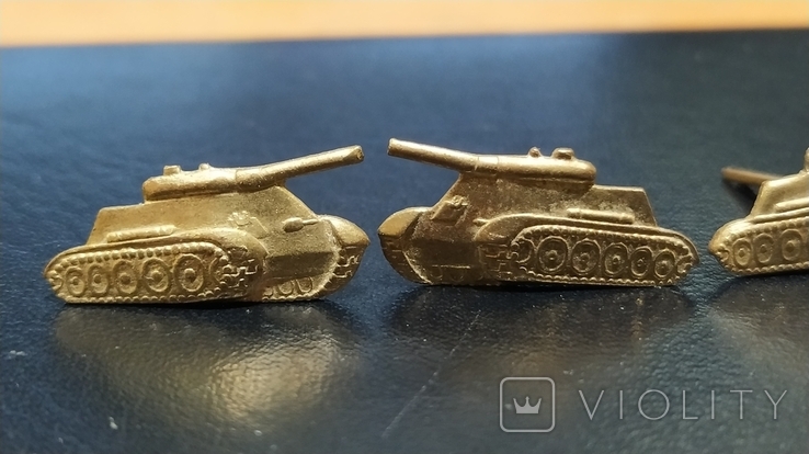 Emblems of tank troops. Magnetic metal (A2), photo number 3