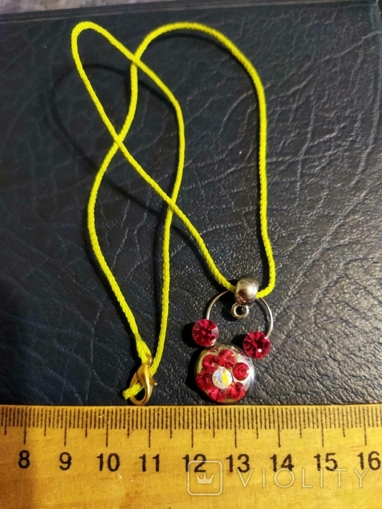 Pendant with red pebbles on a string, photo number 3
