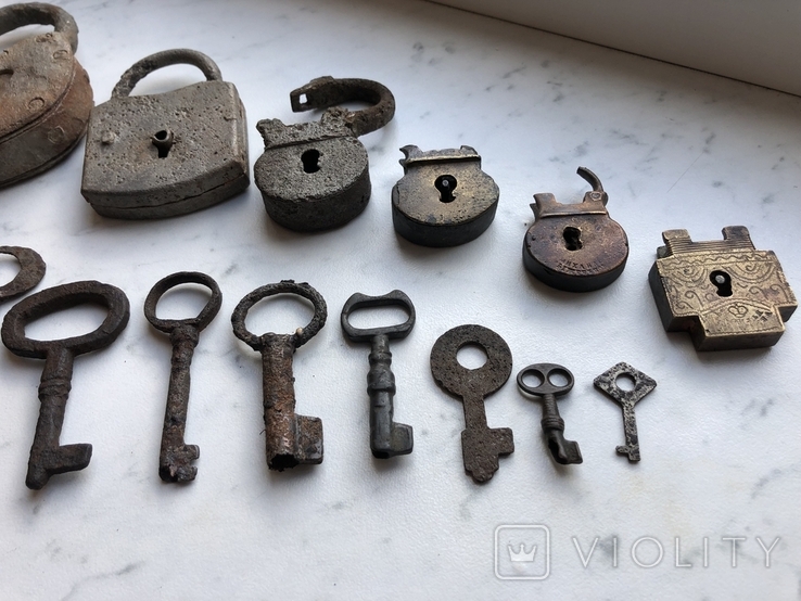 Keys and Locks, photo number 3