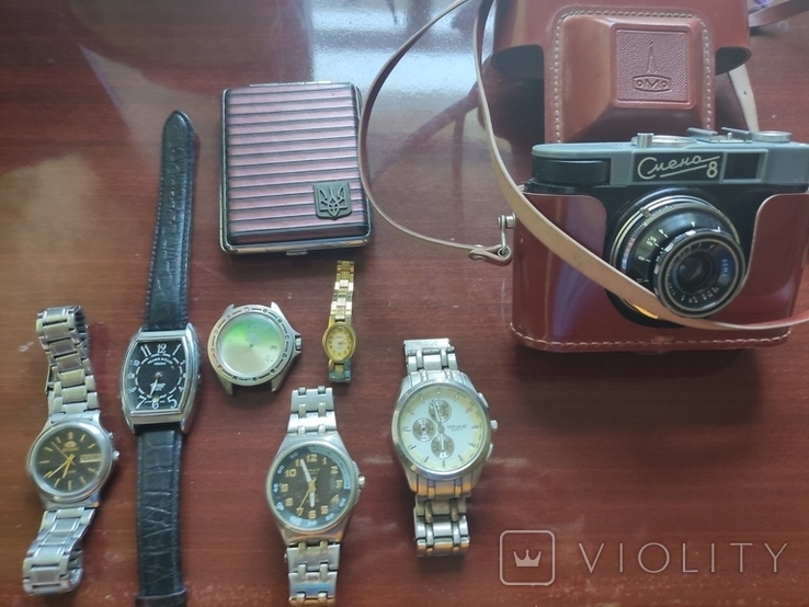 Часы разные фотоаппарат и портсегар, фото №2
