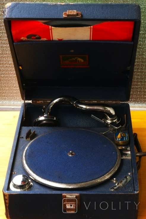 Gramophone.Portable.Germany.Worker., photo number 2