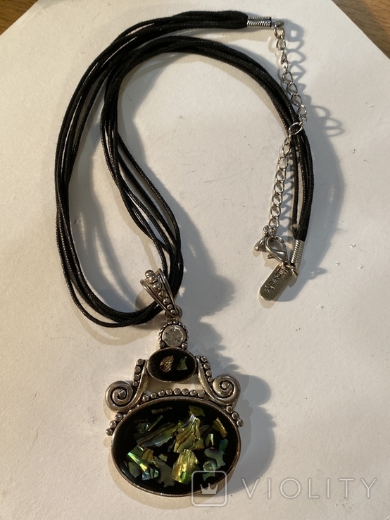 Pendant with mother-of-pearl insert and stone (A2), photo number 2