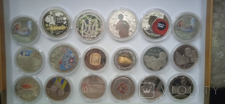 Монеты 18 штук 2 и 5 гривен, фото №3