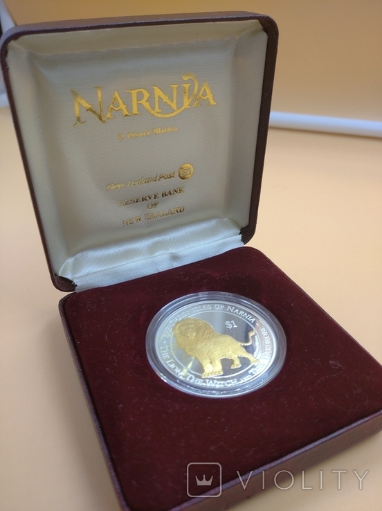 Хроники Нарнии - Лев. 1 унциевая монета 2006 года, серебро. Новая Зеландия. Известная сага, фото №2