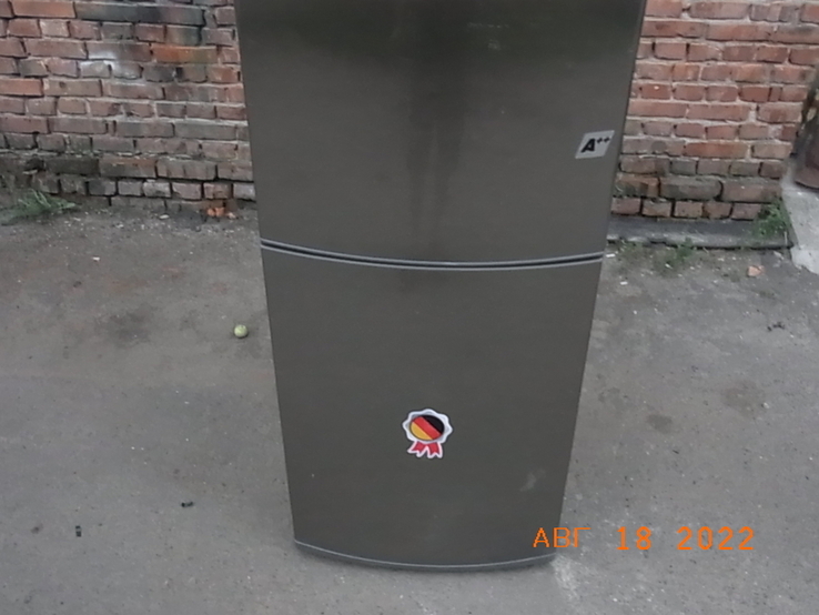 Холодильник WHIRLPOOL 185x60 cm №-5 з Німеччини, фото №4