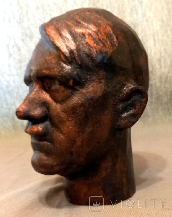 Bust of Adolf Hitler Metal Iron / Before Washing Was Stamp 1944 Photo No. 9, photo number 2