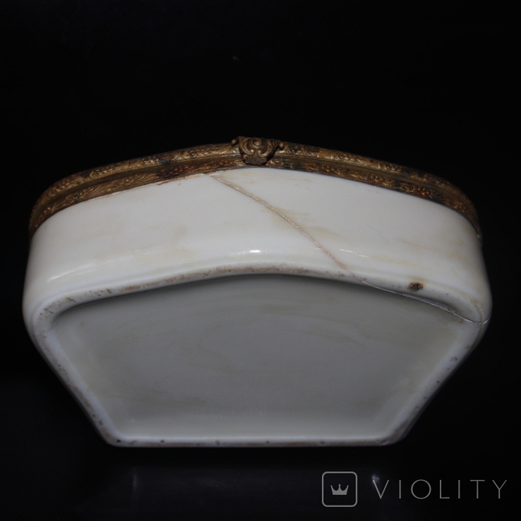 Porcelain casket, photo number 8