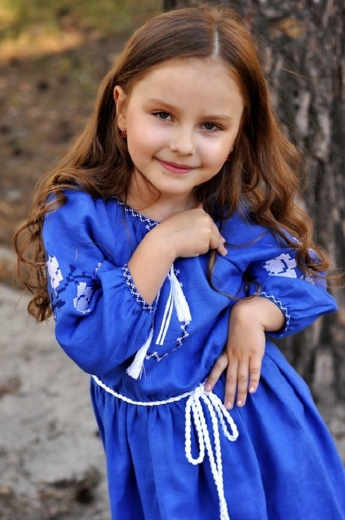 Ошатна вишита сукня з льону для дівчинки, numer zdjęcia 4