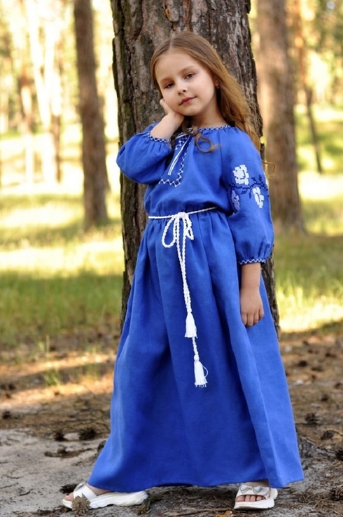 Ошатна вишита сукня з льону для дівчинки, фото №5