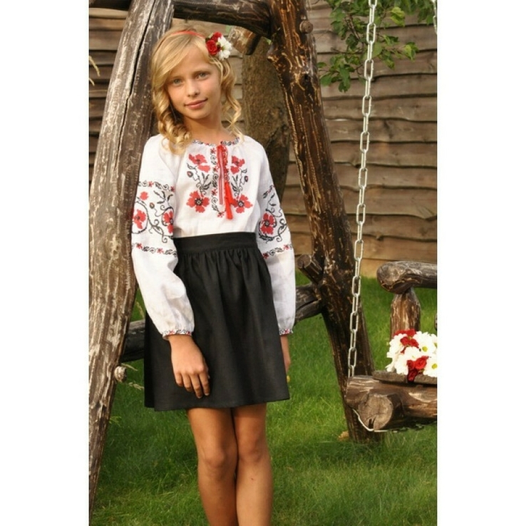 Дитяча вишиванка з червоно-чорною вишивкою для дівчинки, фото №2