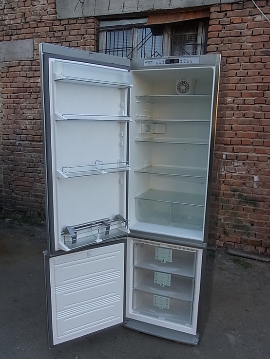 Холодильник LIEBHERR Premium No Frost 197x60 см №-1 з Німеччини, numer zdjęcia 6