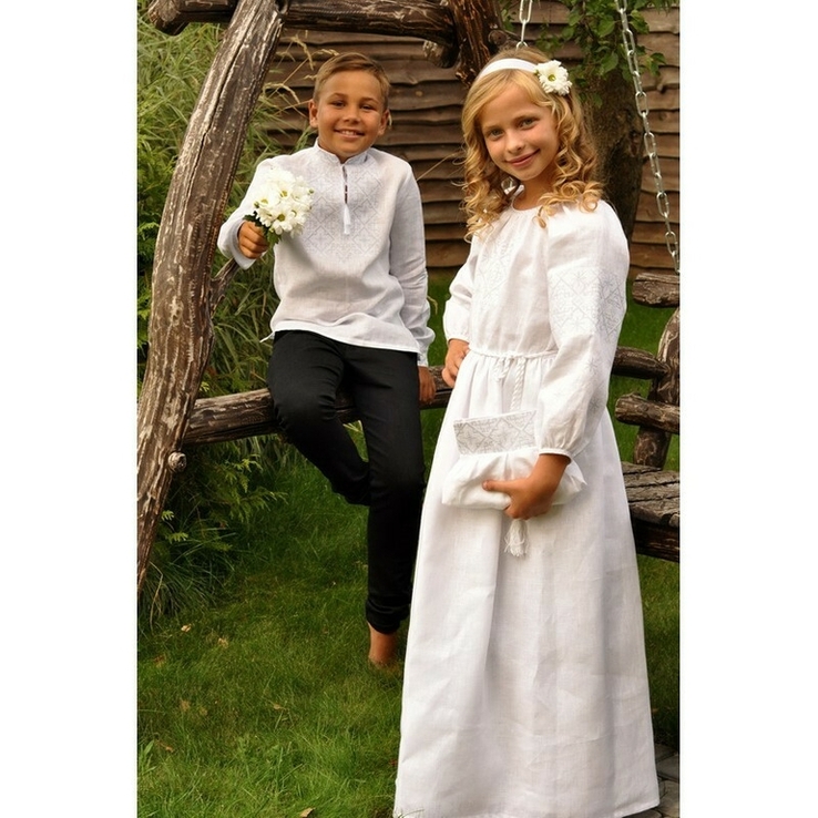 Святковий комплект для дітей - вишиванка для хлопчика і довга сукня для дівчинки, фото №5