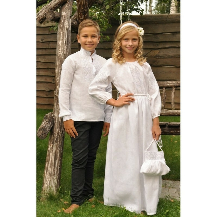 Святковий комплект для дітей - вишиванка для хлопчика і довга сукня для дівчинки, фото №2