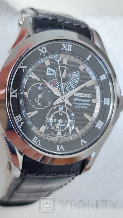 Часы японские SEIKO Premier Perpetual SPC053P1