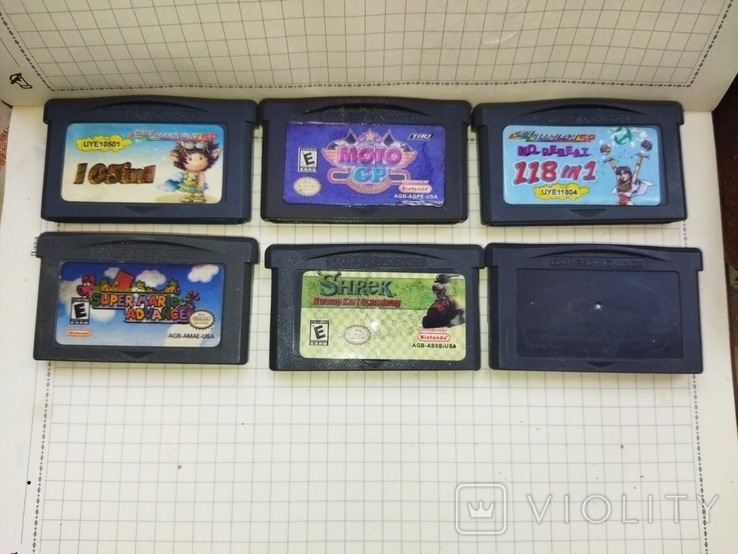 Cartridges for the game game Boy Nintendo.