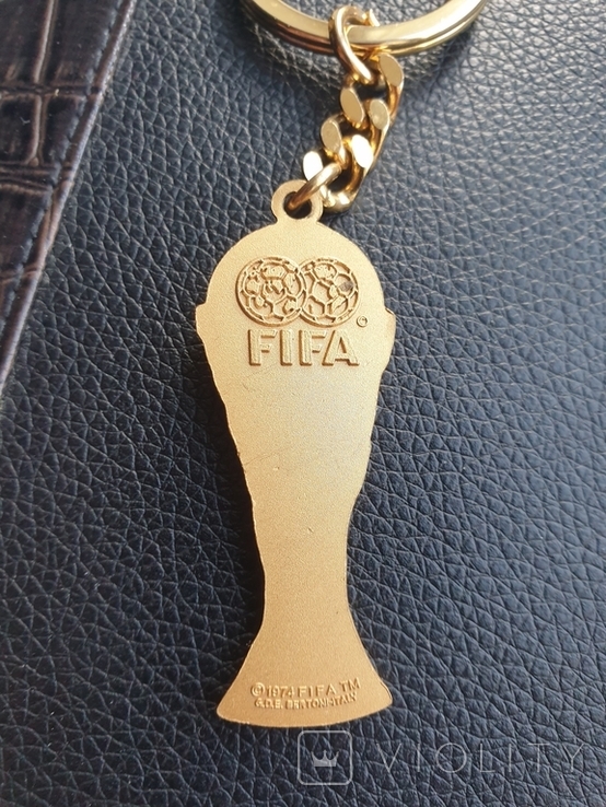 FIFA 1974 World Cup G.E.D. Bertoni Milano Brass Keychain Fob Vintage Rare HTF, photo number 4