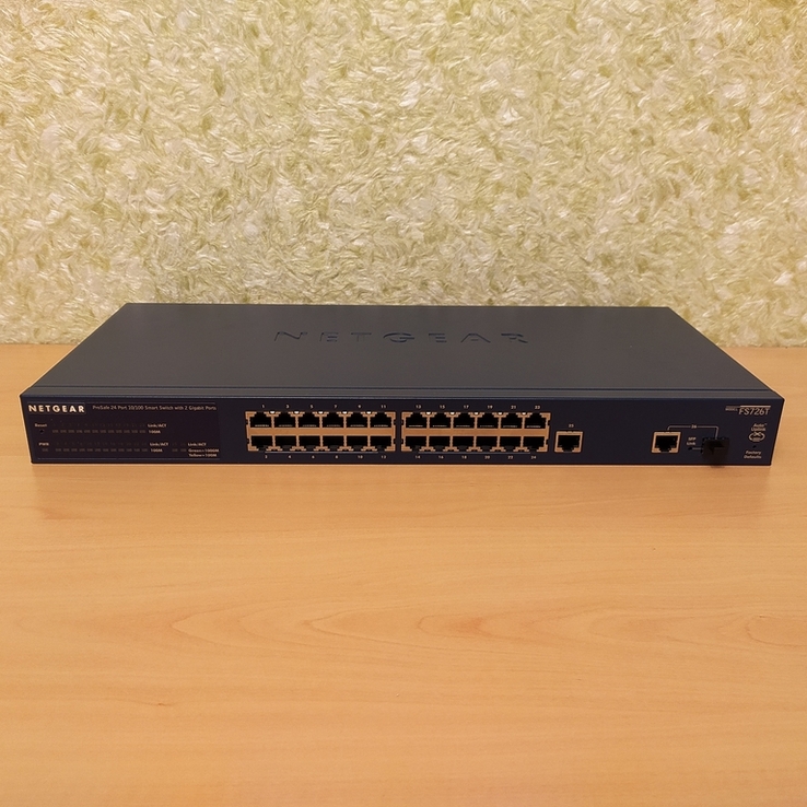 Коммутатор управляемый NETGEAR FS726T, photo number 2