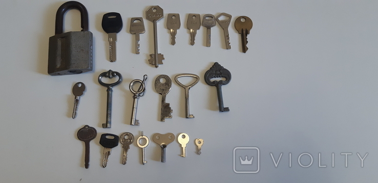 Keys (21pcs.)