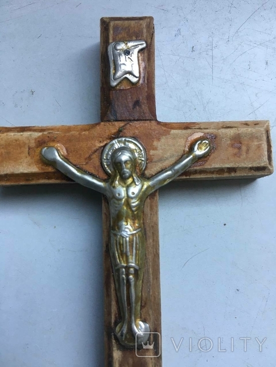 Крест деревянный с металлическим распятием, фото №4