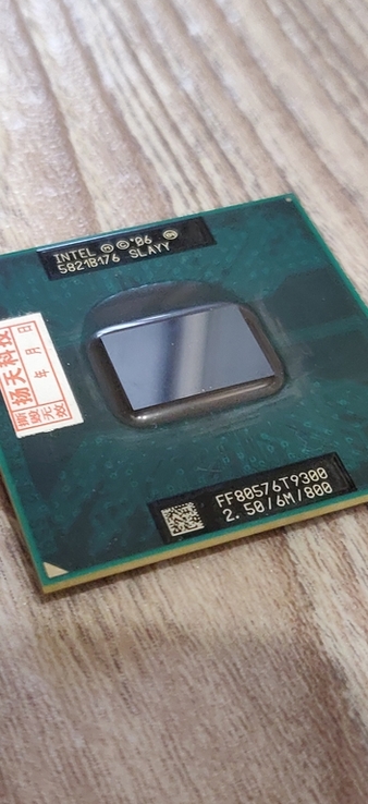 Топ Процессор Intel T9300 (MPGA478) 2.5GHz 800Mhz 6MB, фото №3