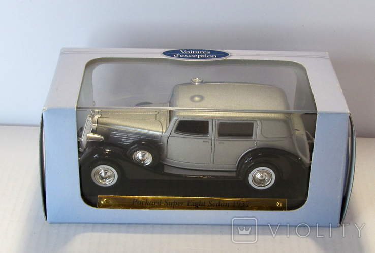 Packard Eight Sedan 8 - Dinky Toys - 1/43ème en boite