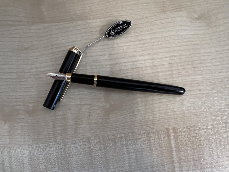 Ручка перова Regal Чорна, photo number 2