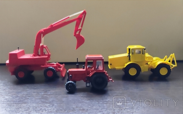 Масштабні моделі тракторів 1:43, фото №5