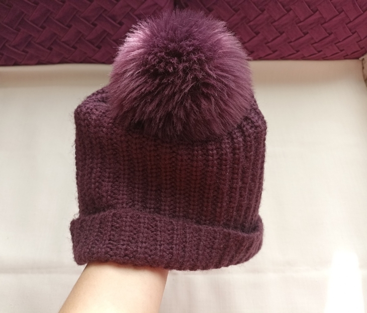 Теплая женская шапка с отворотом с балабаном цвет т. вишневый, фото №4