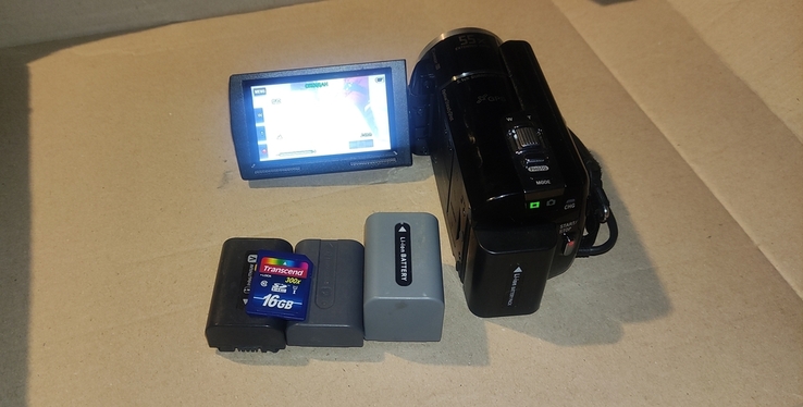 Цифровая видеокамера Sony Handycam HDR-XR260, фото №2