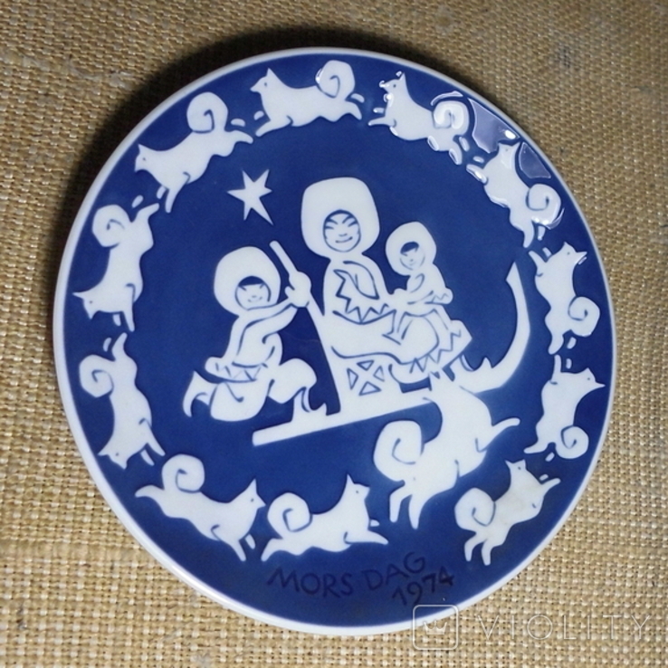 Настенная коллекционная тарелка на подарок Мамам. Royal Copengagen Дания 1974г, фото №2