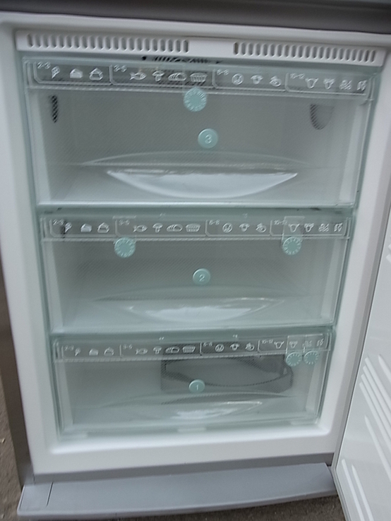 Холодильник MIELLE No Frost 198x60 см №-8 з Німеччини, numer zdjęcia 10