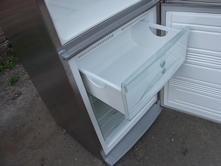 Холодильник MIELLE No Frost 198x60 см №-8 з Німеччини, numer zdjęcia 12