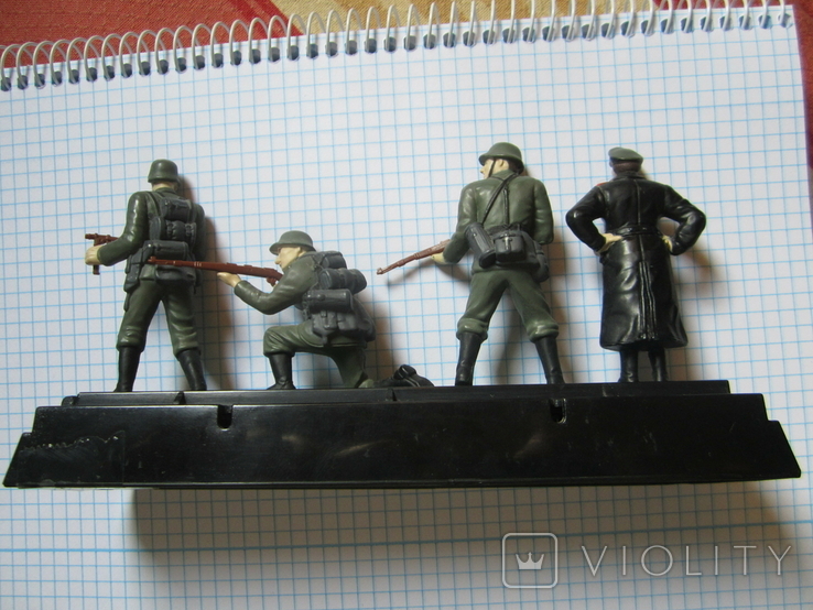 Soldiers 4 pieces, photo number 3