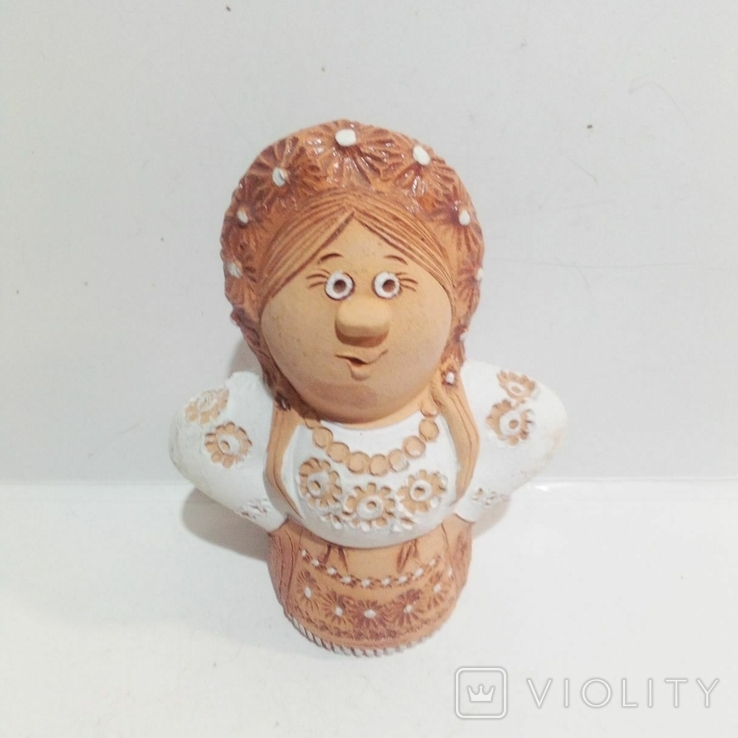 Statuettes in the Ukrainian style made of handmade red clay., photo number 4