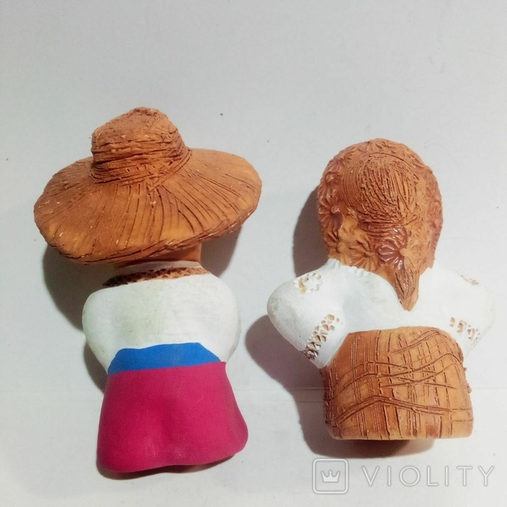 Statuettes in the Ukrainian style made of handmade red clay., photo number 5