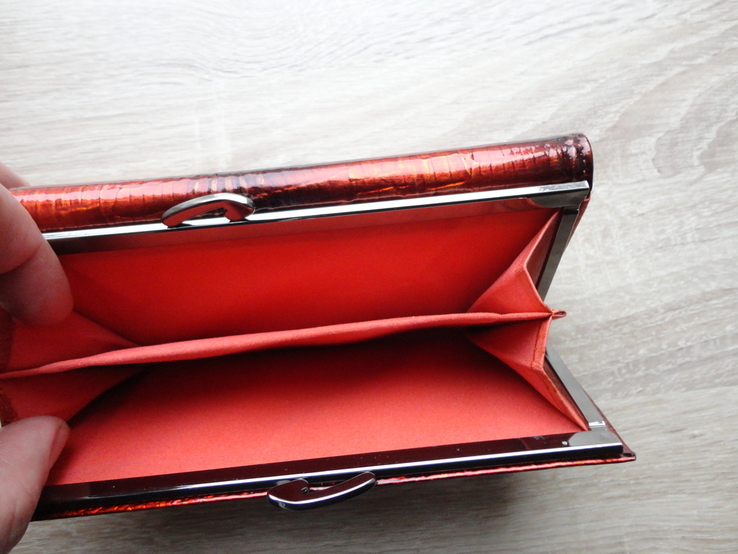 Большой женский кожаный кошелек dr.koffer (лакированный, оранжево-черный), photo number 10