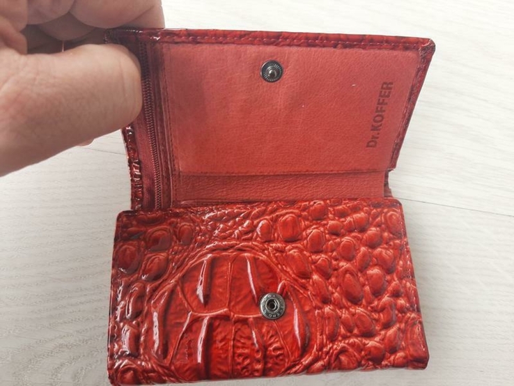 Женский кожаный кошелек dr.koffer с декоративным покрытием (красный), фото №7