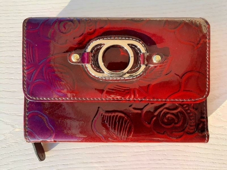 Женский кожаный кошелек HASSION на молнии (лакированная кожа, бордовый), фото №2