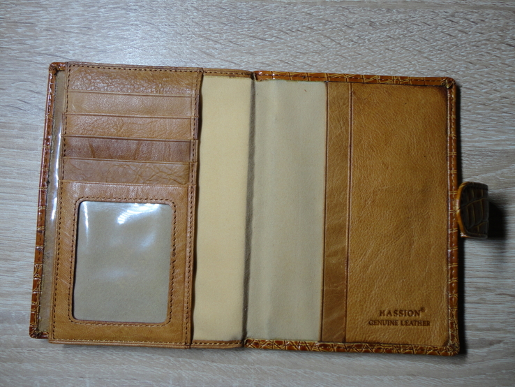  Кожаная двойная обложка на паспорт Hassion (лакированная, светло-коричневая), фото №7