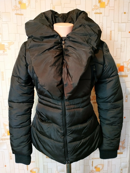 Куртка тепла зимня жіноча ESSENTIEL р-р 38, numer zdjęcia 2
