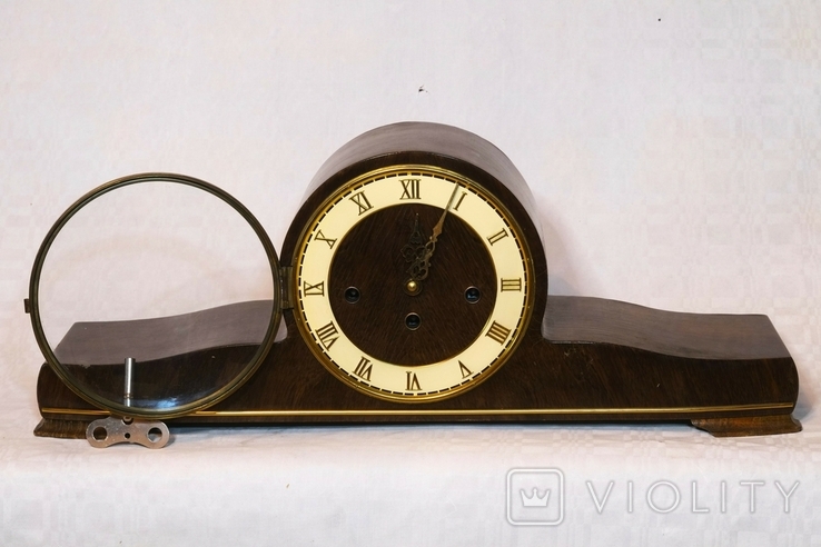 Mantel Clock with Quarter Chime with Key, photo number 3