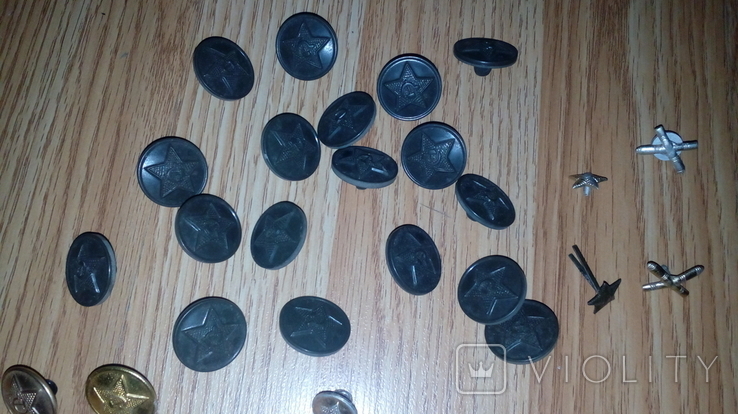 Buttons of the Armed Forces of the USSR more than 20 pcs + bonus signs from buttonholes, photo number 4