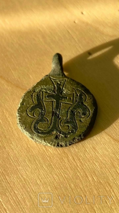 Иконка-подвеска Спас и процветший крест, КР,11-13 век, фото №2
