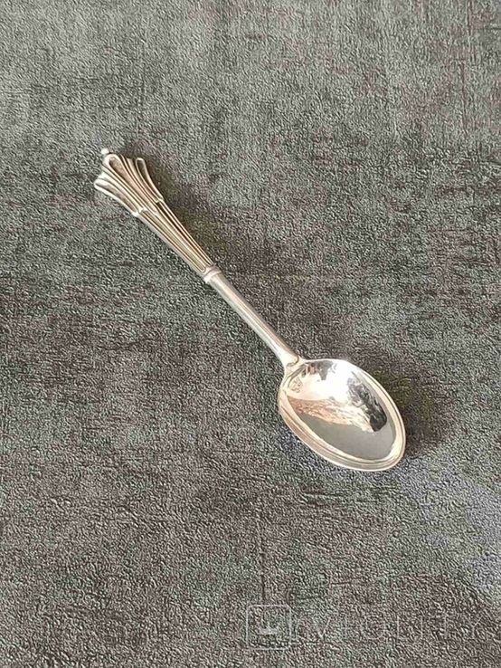 Spoon for coffee, tea, silver, 1883, London, England. (1)