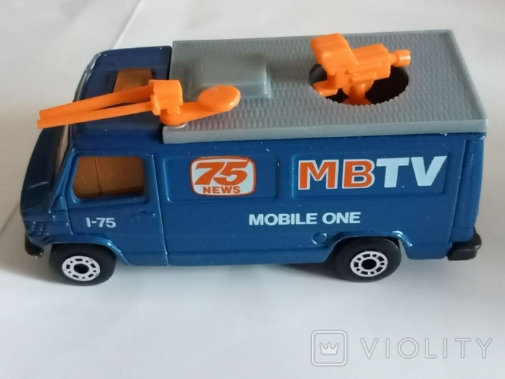 Модель Mercedes Benz TV news truck, Matchbox, photo number 2