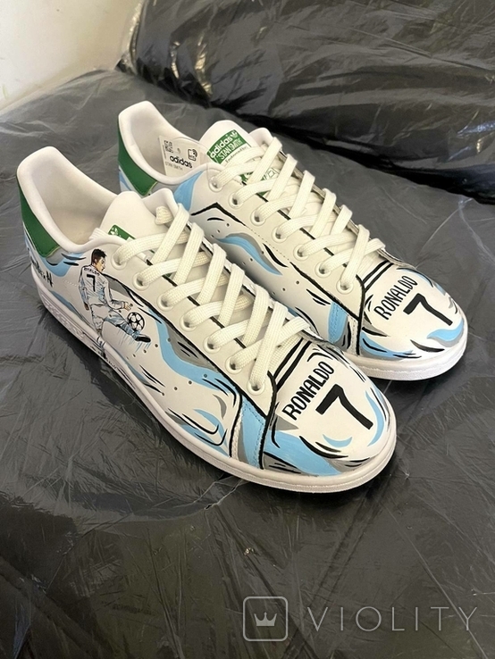 Collectible sneakers (hand-painted by the artist), photo number 9