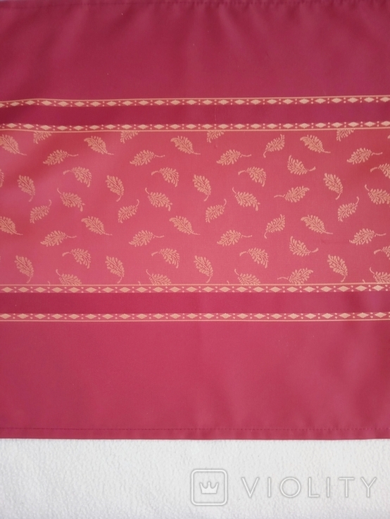 Скатерть раннер, дорожка красная с красивой выработкой, размер 45 х 150 см., фото №3