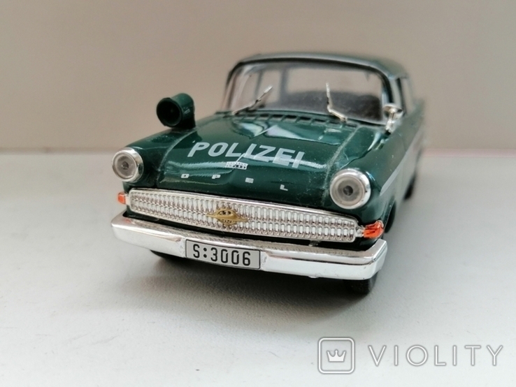 Модель автомобиля Opel Kapitan. POLIZEI, photo number 5